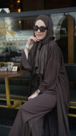 Tesettür 3'lü Takım, Hırkalı,Geniş Paça Pantalon , Kahverengi Bluz Abaya Takım - Görsel 2