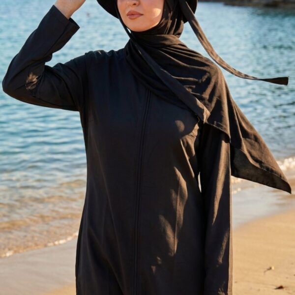 Siyah Tesettür Mayo Şapkası – Düz Paraşüt Uyumlu Bone