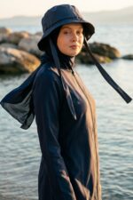 Lacivert Tesettür Mayo Şapkası – Düz Paraşüt Uyumlu Bone