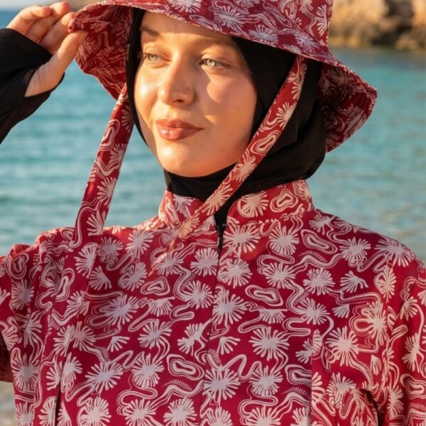 Kırmızı Soyut Desenli Tesettür Mayo Şapkası