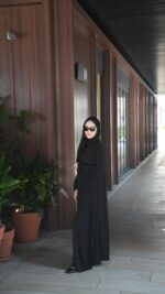 Tesettür 3'lü Takım, Hırkalı,Geniş Paça Pantalon ,Siyah Bluz Abaya Takım