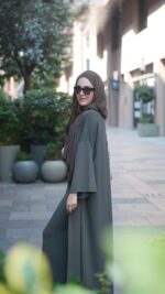 Tesettür 3'lü Takım, Hırkalı, Geniş Paça Pantalon, Haki Bluz Abaya Takım - Görsel 6