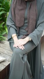Tesettür 3'lü Takım, Hırkalı, Geniş Paça Pantalon, Haki Bluz Abaya Takım - Görsel 5