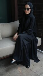 Tesettür 3'lü Takım, Hırkalı,Geniş Paça Pantalon ,Siyah Bluz Abaya Takım - Görsel 3