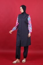 Çiçekli Kolları Lycra Tam Kapalı Tesettür Mayo Lacivert Rahat 3’lü Takım - Görsel 6